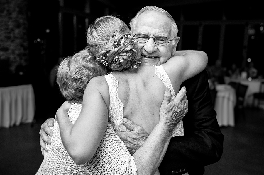 21_Best_Of_Fathers_at_Wedding