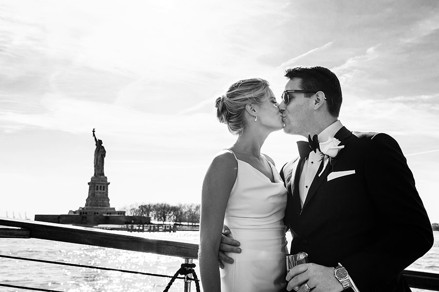 22_Classy_NYC_MaritimeParc_Wedding